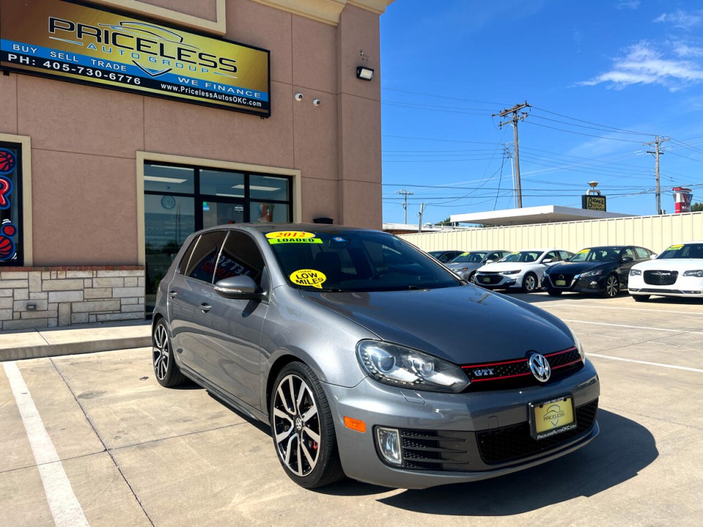 2012 Volkswagen GTI Image 2