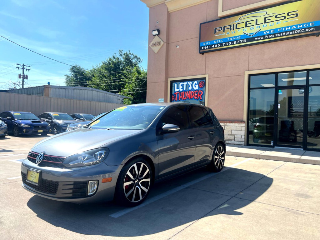2012 Volkswagen GTI Image 8