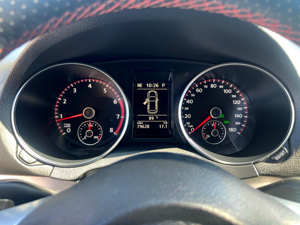 2012 Volkswagen GTI Image 13
