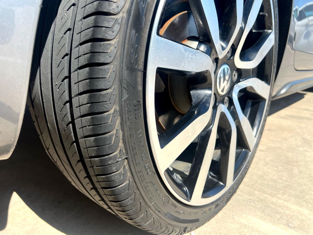 2012 Volkswagen GTI Image 41