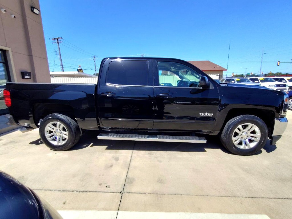 2017 Chevrolet Silverado 1500 Image 4