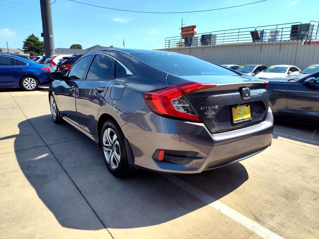 2016 Honda Civic Image 4