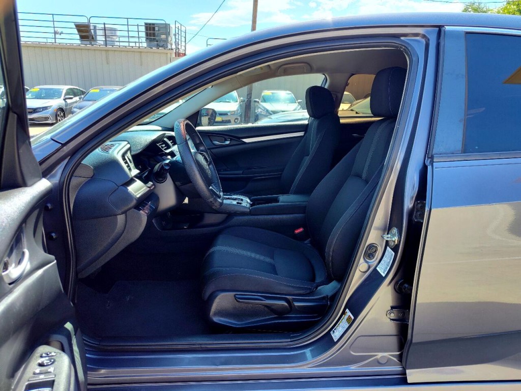 2016 Honda Civic Image 9