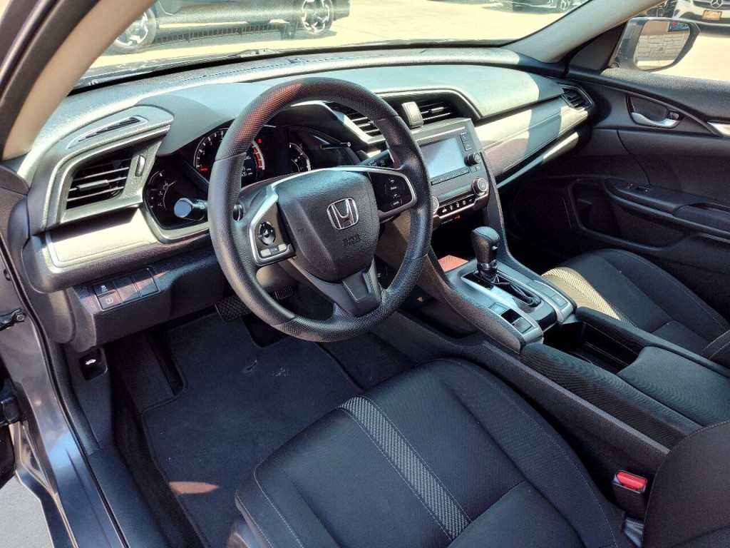 2016 Honda Civic Image 10