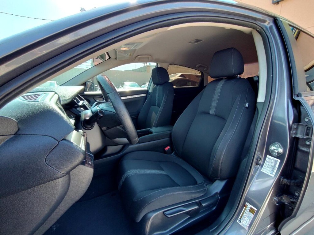 2016 Honda Civic Image 11