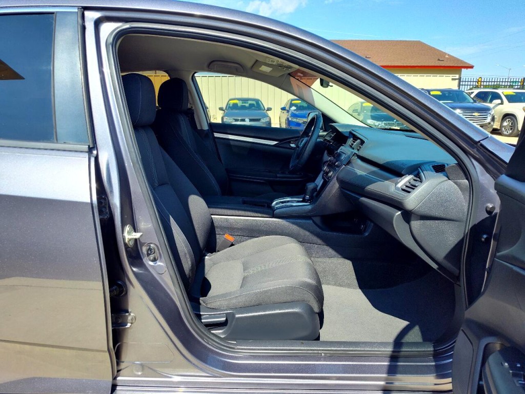 2016 Honda Civic Image 30