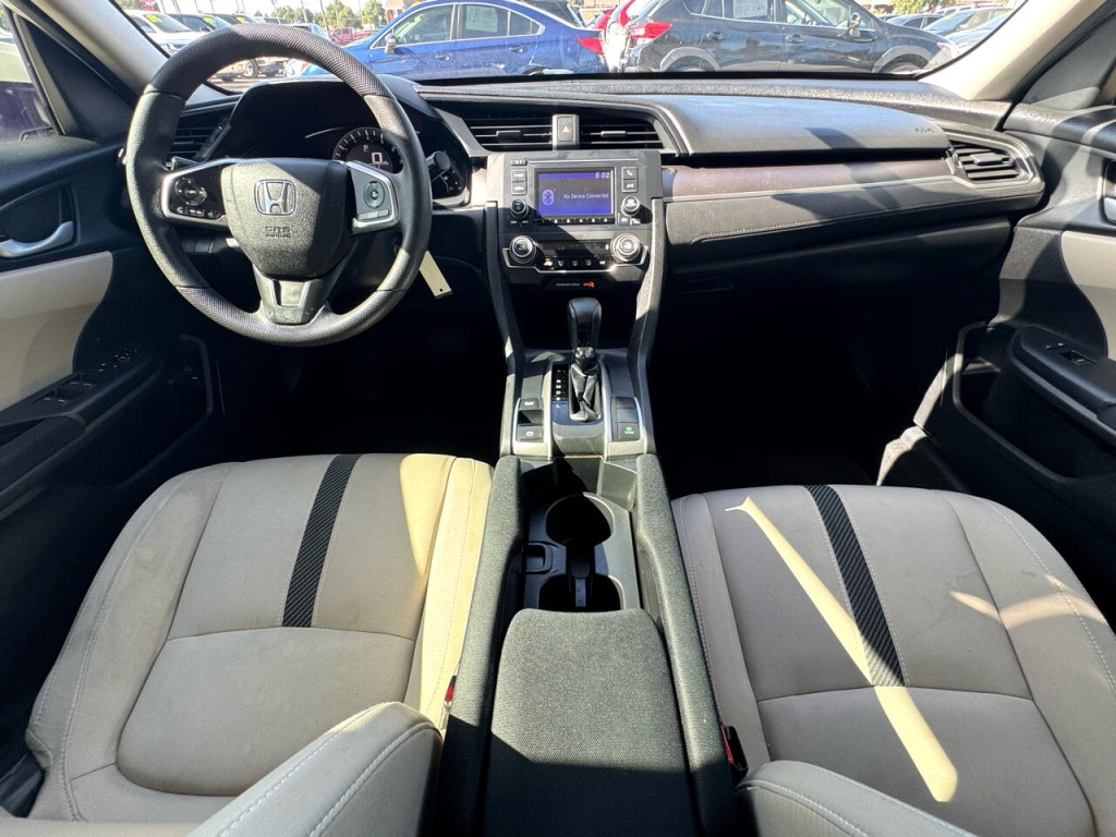 2016 Honda Civic Image 39