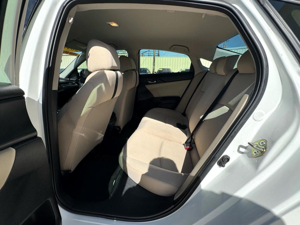 2016 Honda Civic Image 40