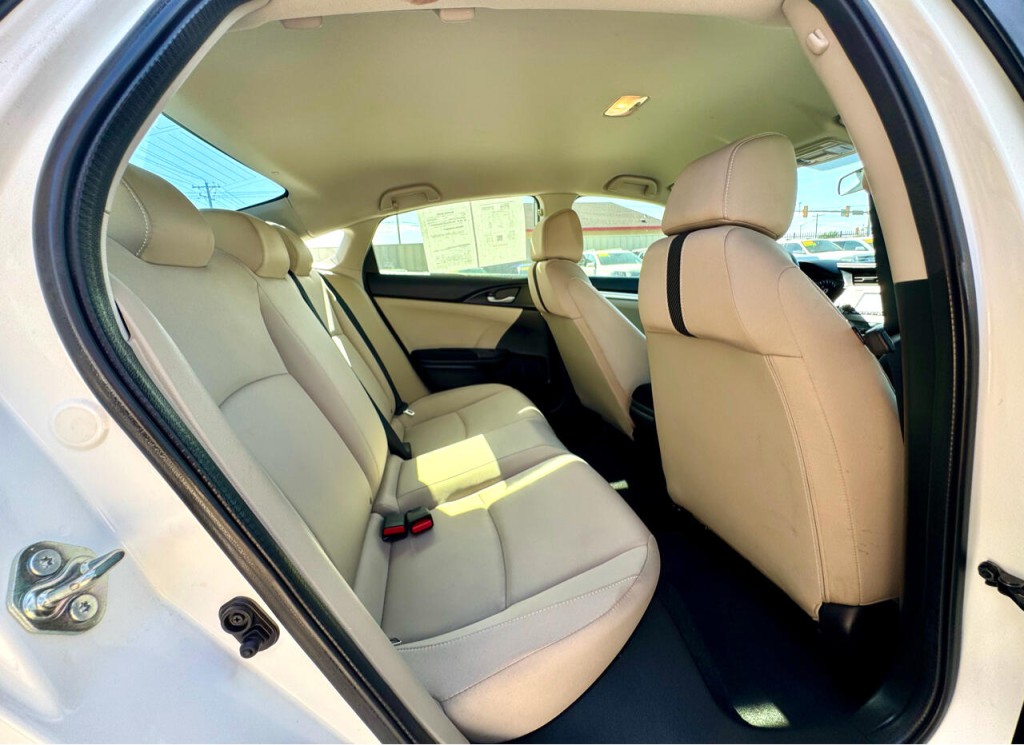 2016 Honda Civic Image 42