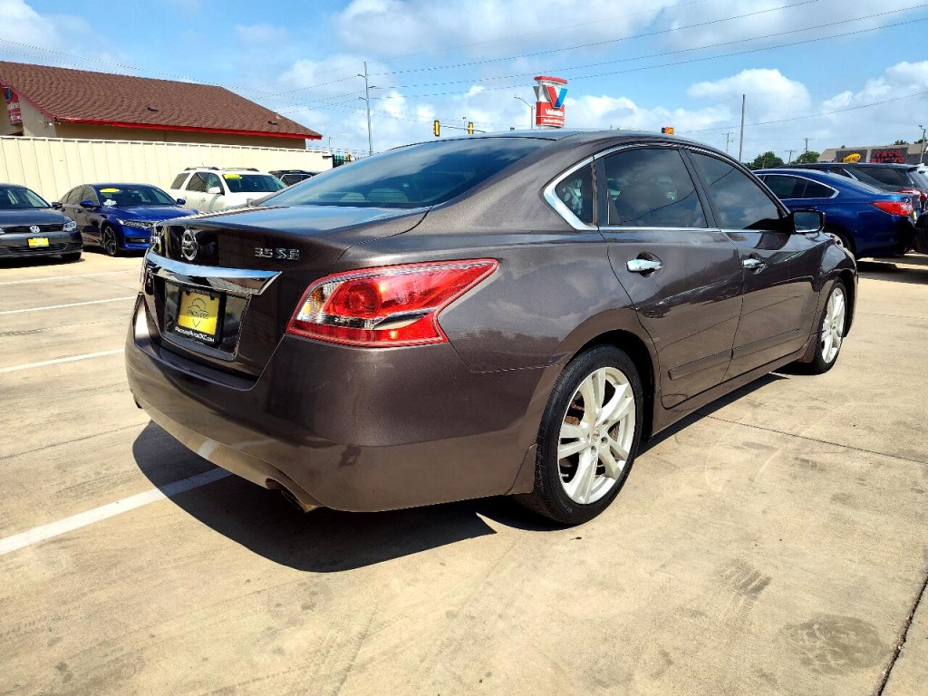 2013 Nissan Altima Image 5