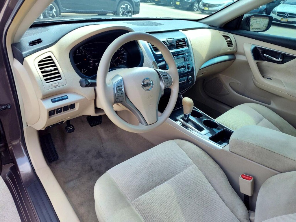 2013 Nissan Altima Image 13