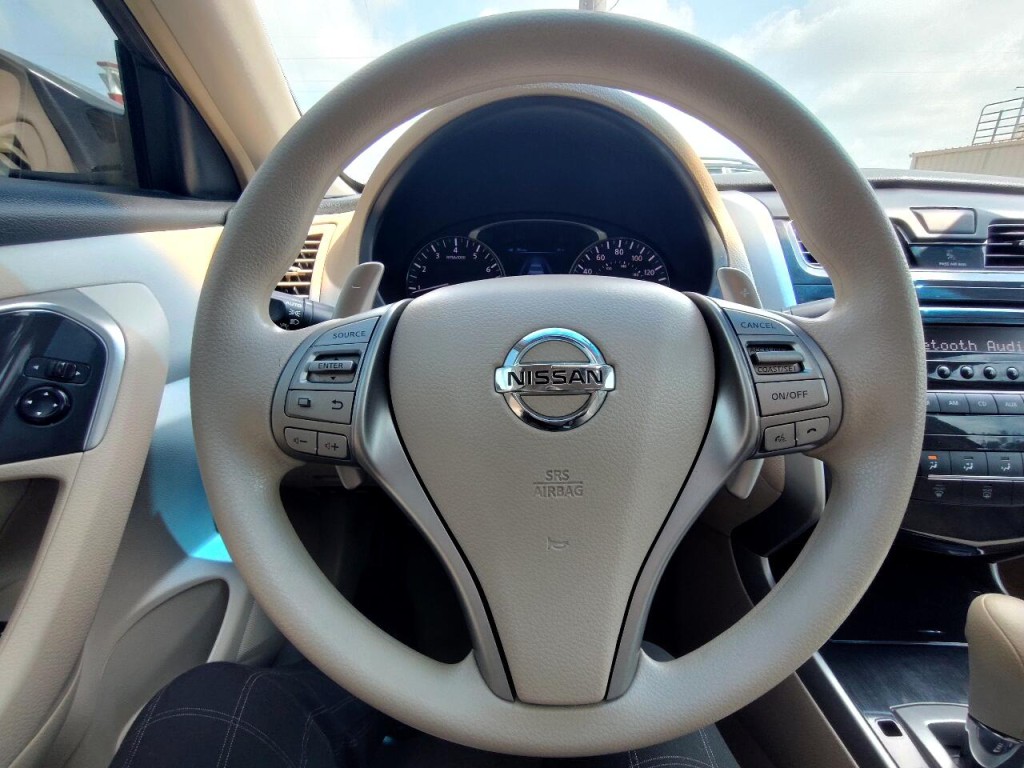 2013 Nissan Altima Image 15