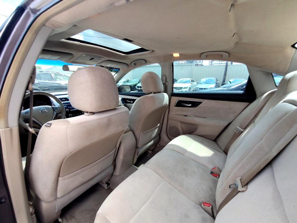 2013 Nissan Altima Image 22