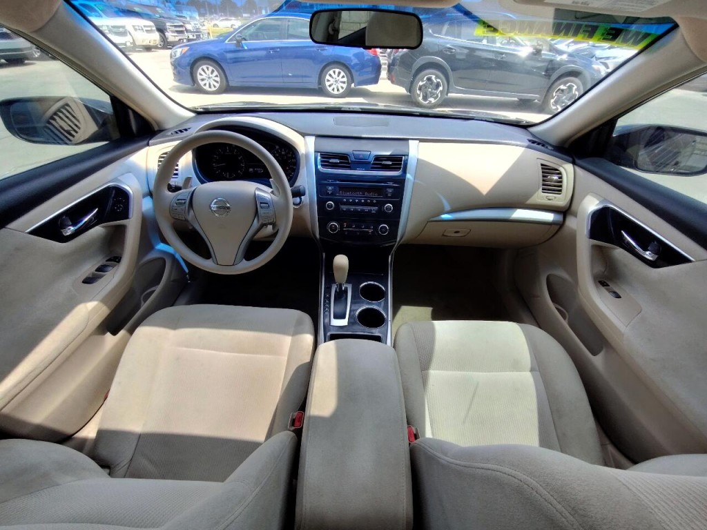 2013 Nissan Altima Image 25