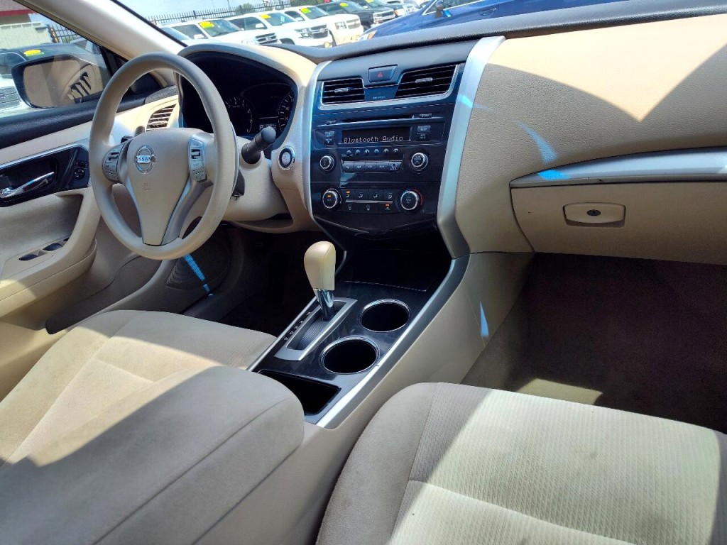 2013 Nissan Altima Image 28