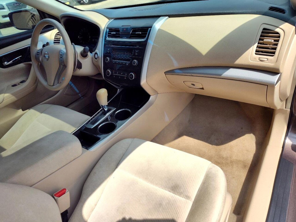 2013 Nissan Altima Image 33