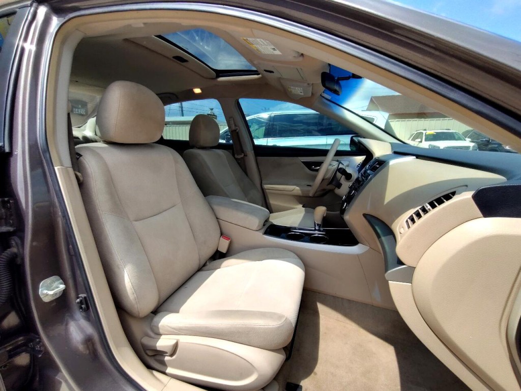 2013 Nissan Altima Image 34