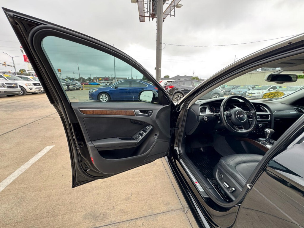 2015 Audi A4 Image 15