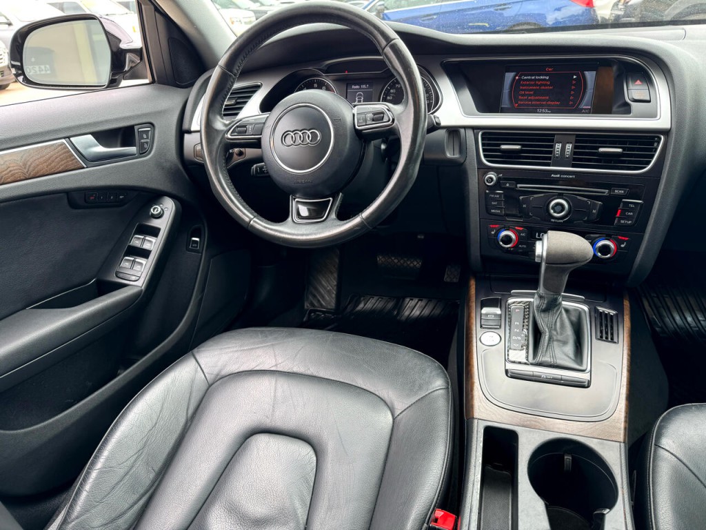 2015 Audi A4 Image 40