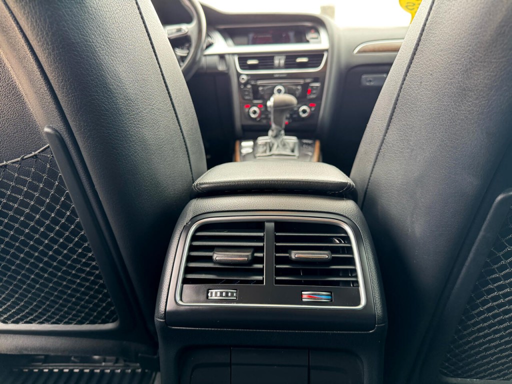 2015 Audi A4 Image 42