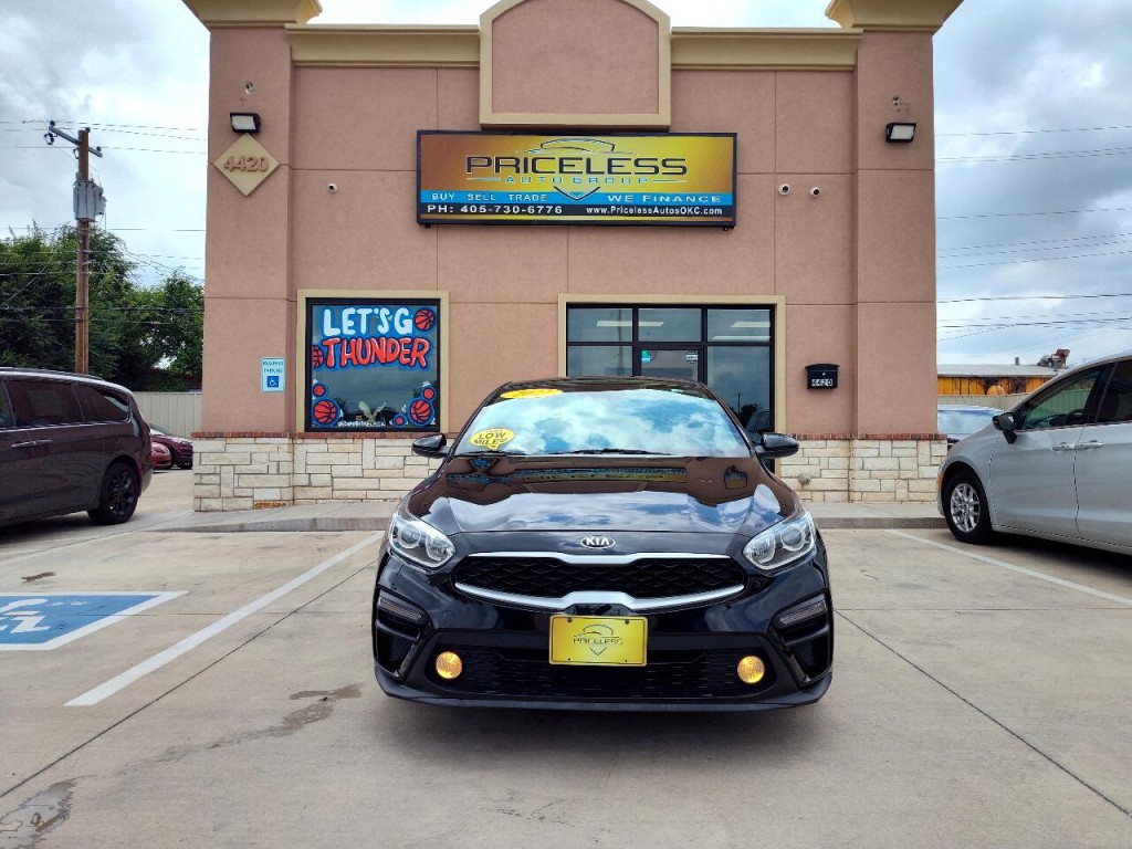 2021 Kia Forte Image 2