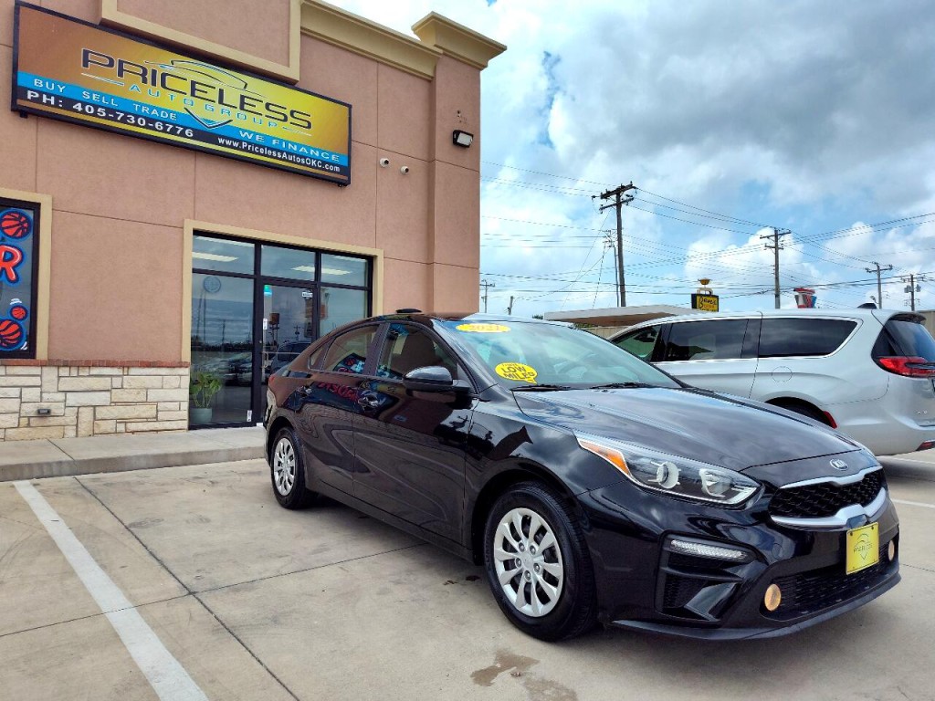 2021 Kia Forte Image 3