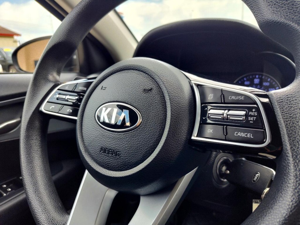 2021 Kia Forte Image 17
