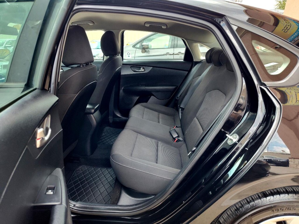 2021 Kia Forte Image 26