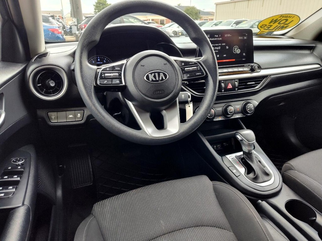 2021 Kia Forte Image 31