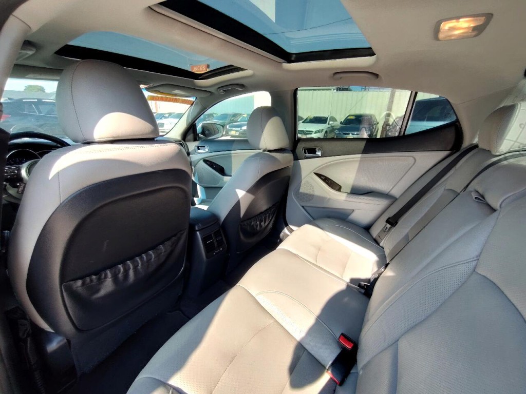 2015 Kia Optima Image 23