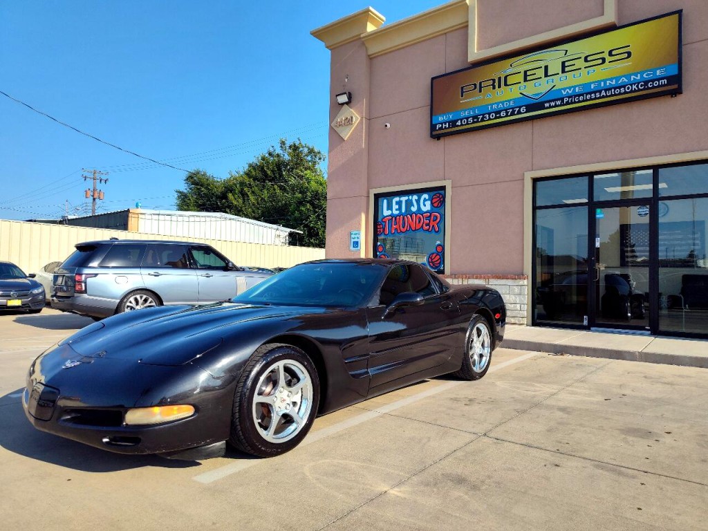 2001 Chevrolet Corvette Image 9