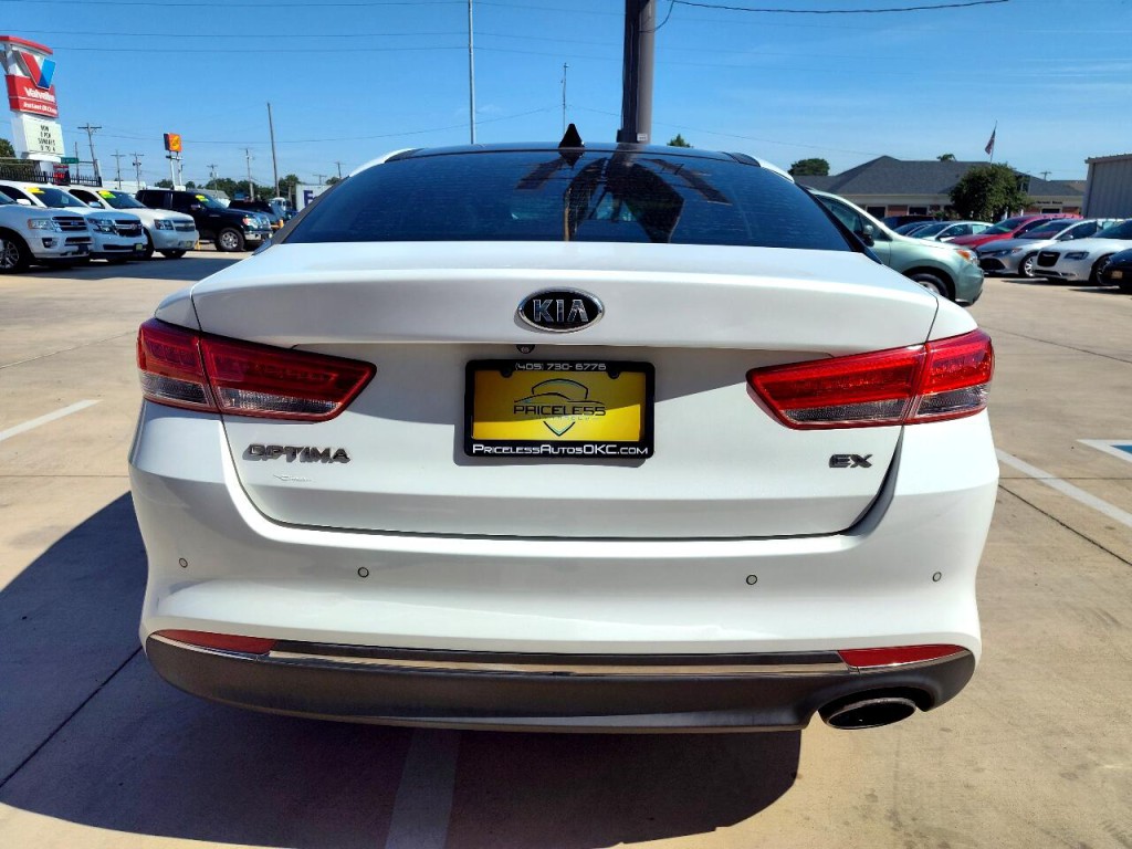 2018 Kia Optima Image 6