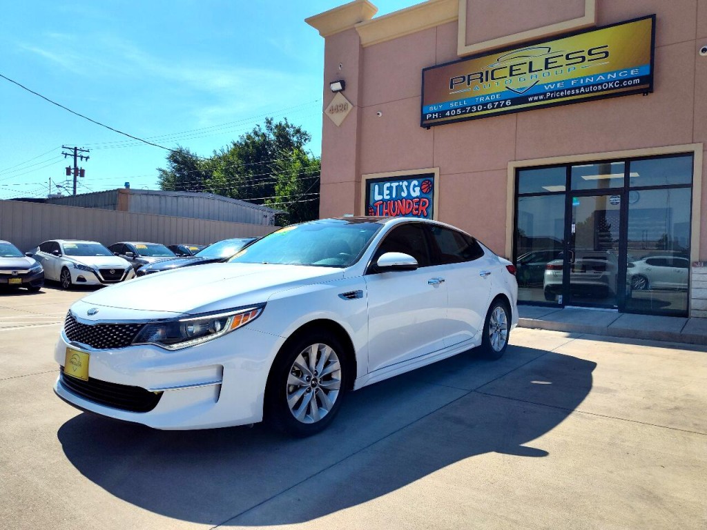 2018 Kia Optima Image 9