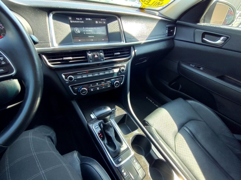2018 Kia Optima Image 20