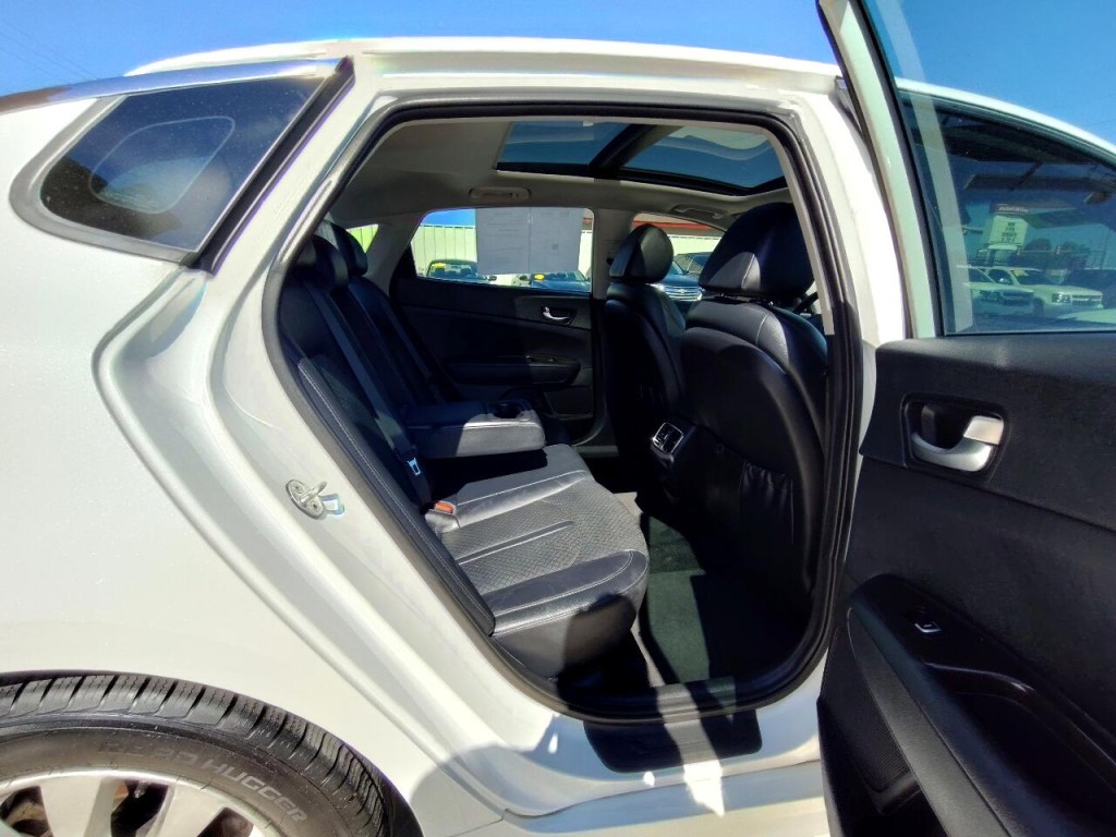 2018 Kia Optima Image 34