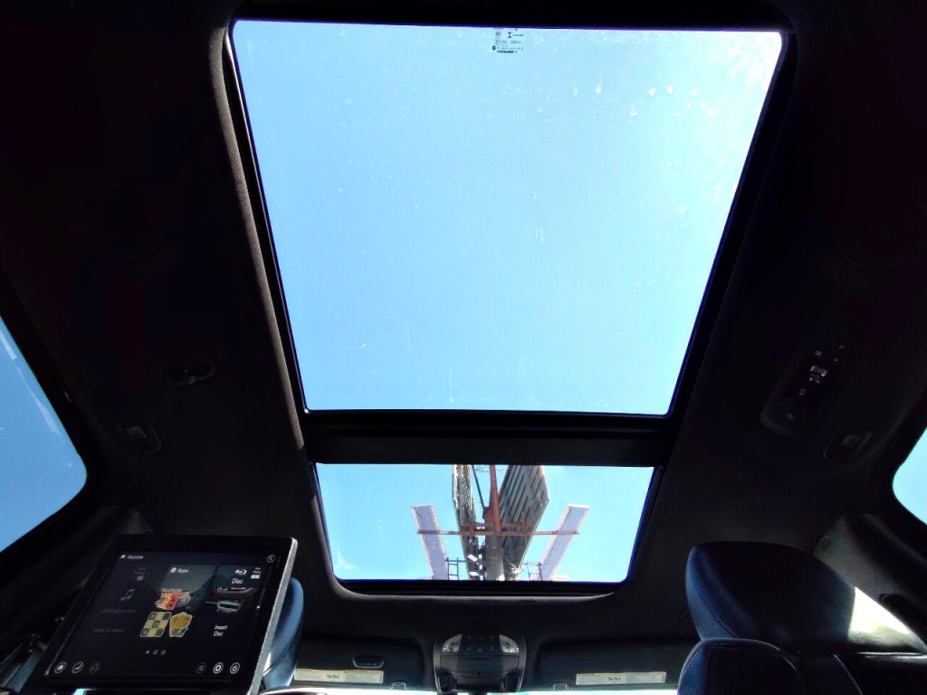 2018 Chrysler Pacifica Image 30