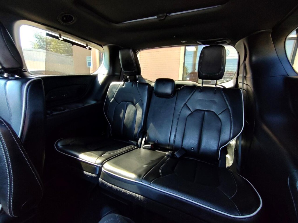 2018 Chrysler Pacifica Image 37