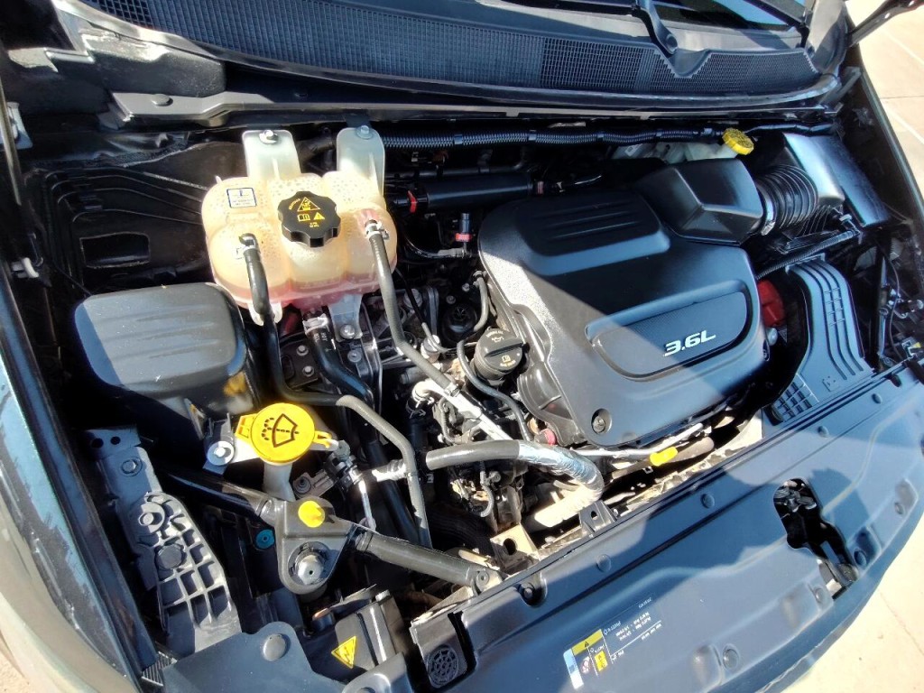 2018 Chrysler Pacifica Image 51