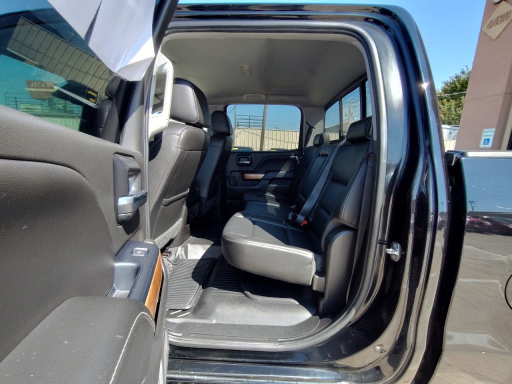 2018 Chevrolet Silverado 1500 Image 32