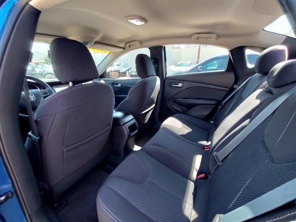 2014 Dodge Dart Image 29