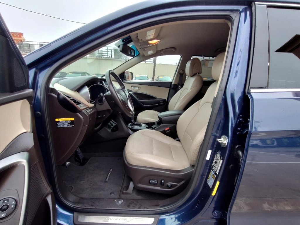 2018 Hyundai Santa Fe Image 12