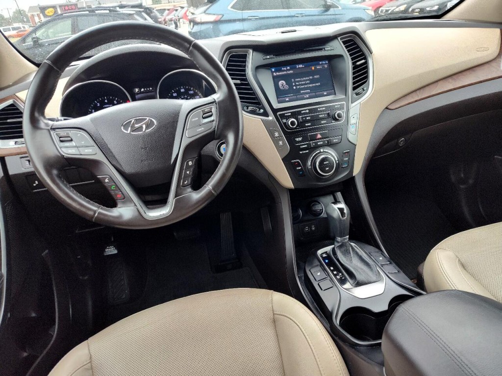 2018 Hyundai Santa Fe Image 30