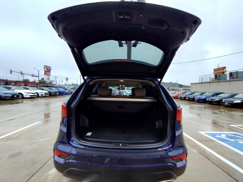 2018 Hyundai Santa Fe Image 38