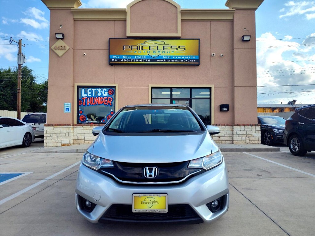 2016 Honda Fit Image 2