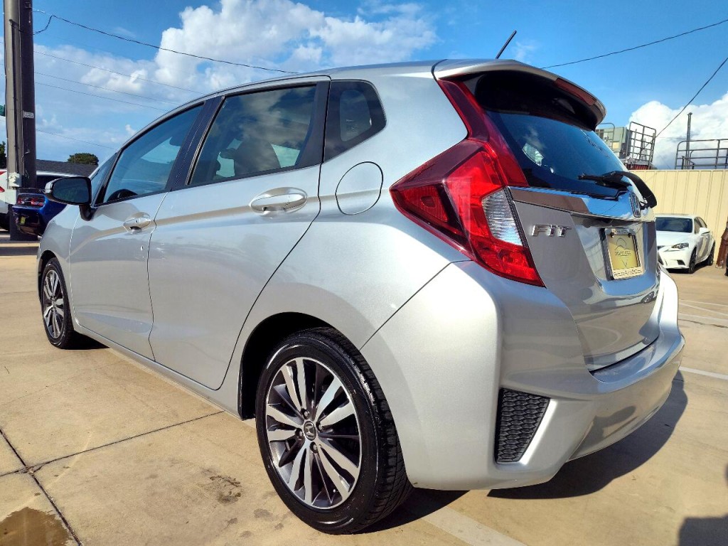 2016 Honda Fit Image 7