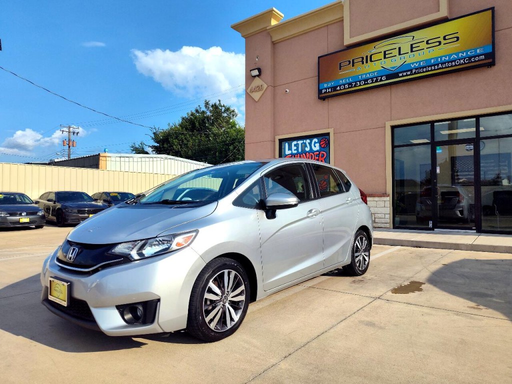 2016 Honda Fit Image 9