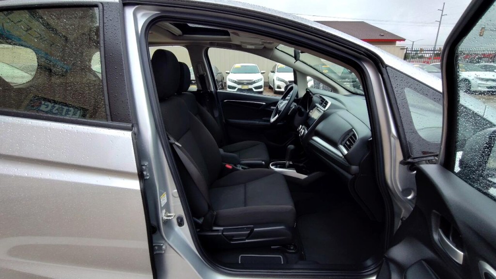 2016 Honda Fit Image 35