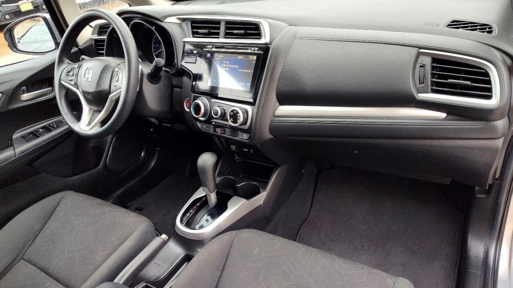2016 Honda Fit Image 36