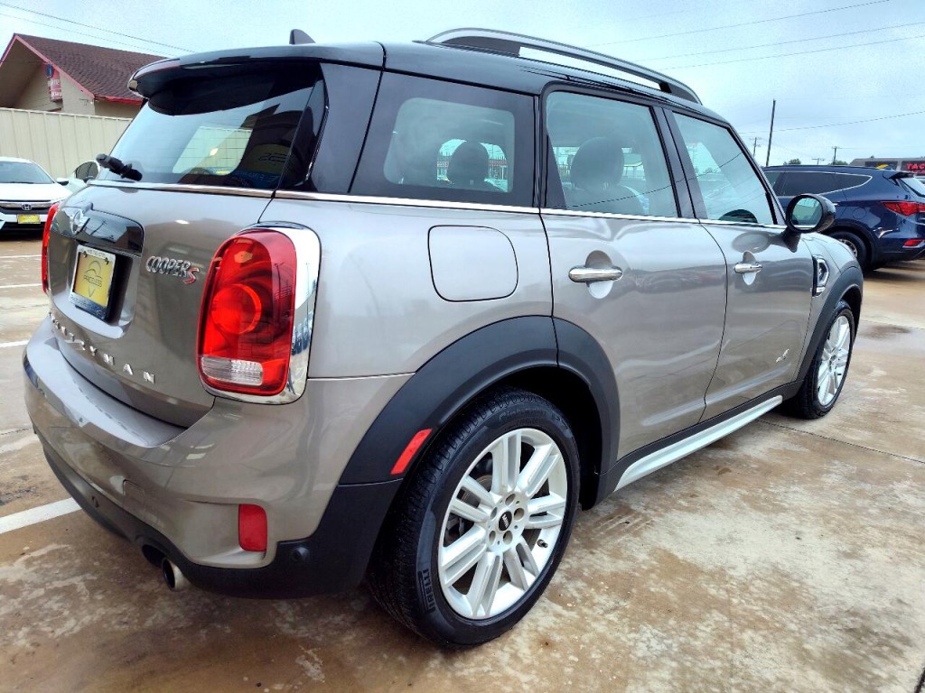 2018 MINI Countryman Image 5