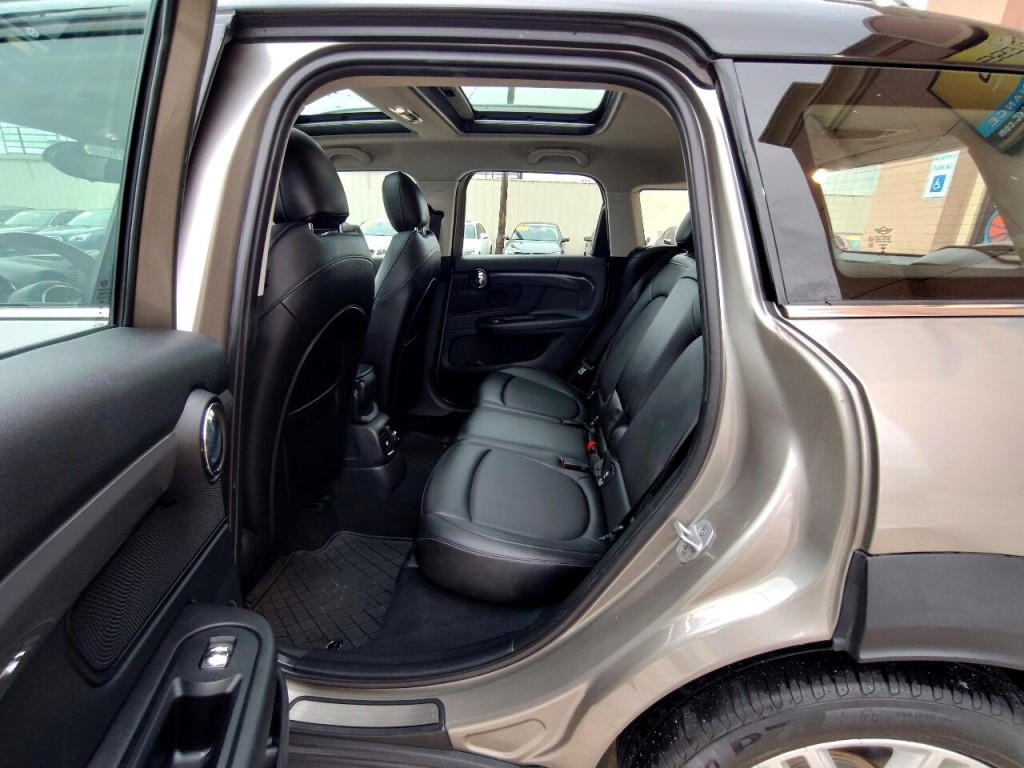 2018 MINI Countryman Image 27